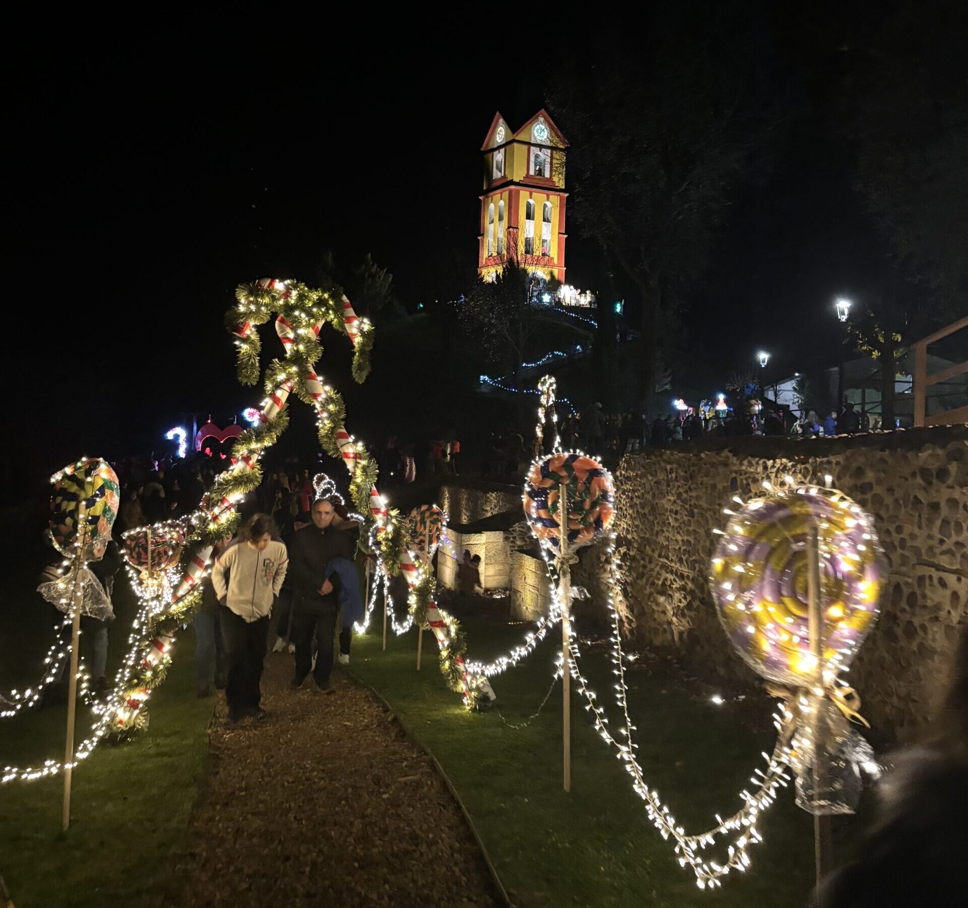 Almanza-Navidades-3-scaled-e1734034008607