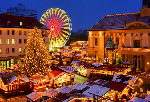 depositphotos_13622899-stock-photo-magdeburg-weihnachtsmarkt-magdeburg-christmas-market